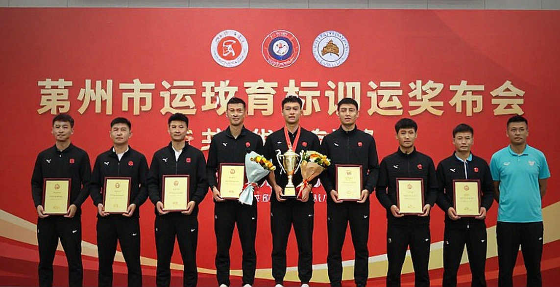 Ninh Bình giữ chân Hoàng Đức đến 2030: Bản hợp đồng của niềm tin và tham vọng châu Á