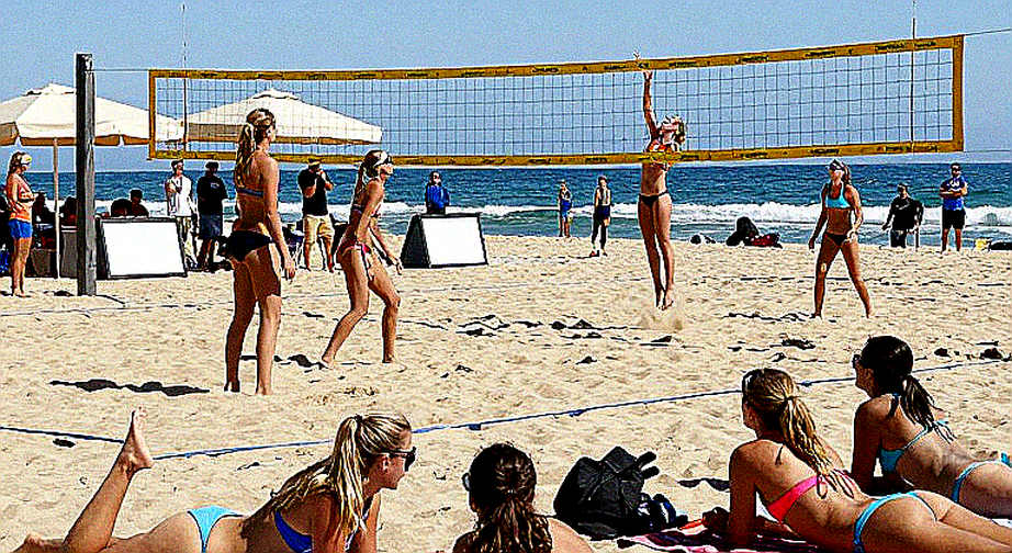 Bảng xếp hạng Top 16 đầu tiên của NCAA 2026: Nebraska số 1 và những khoảng trống phía sau con số