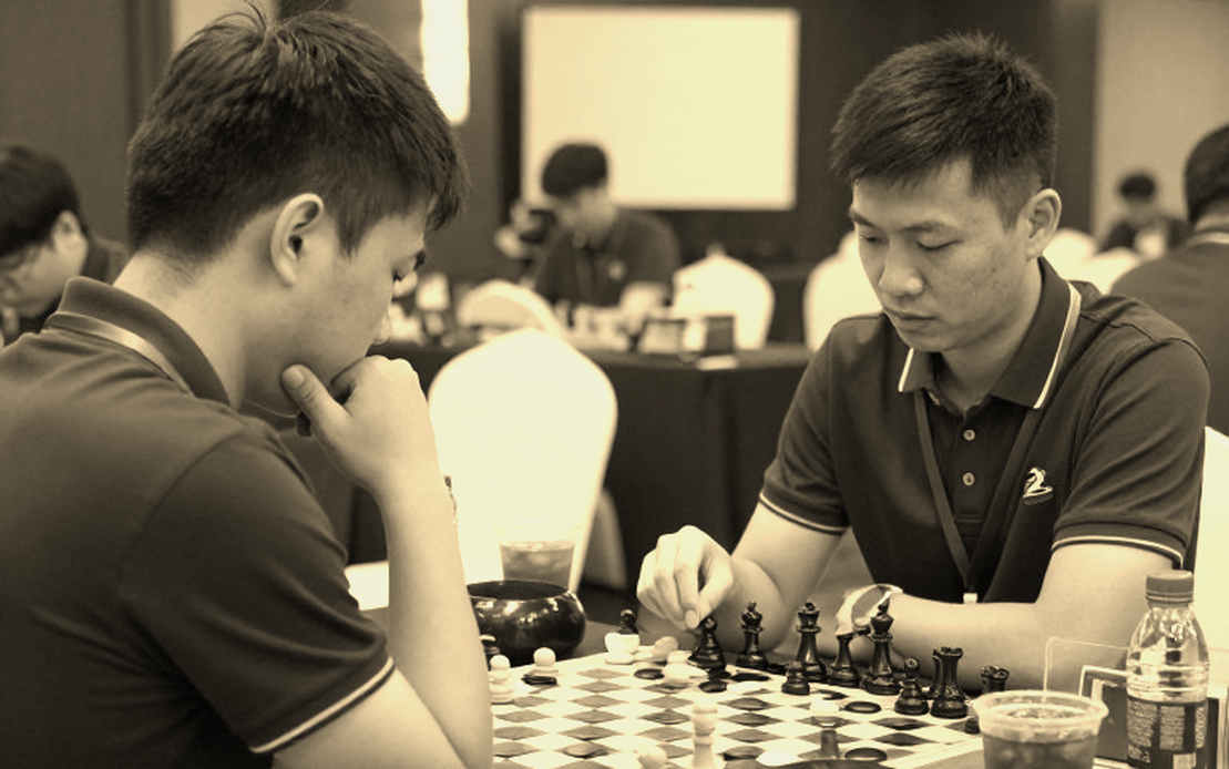 Lawson đang thách thức kế hoạch của Red Bull — và Montoya đang giúp anh ấy Lawson đang thách thức kế hoạch của Red Bull — và Montoya đang giúp anh ấy