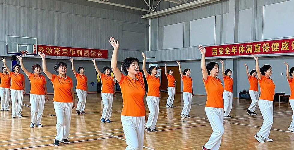Chín chiều phân tích không một dòng dữ liệu