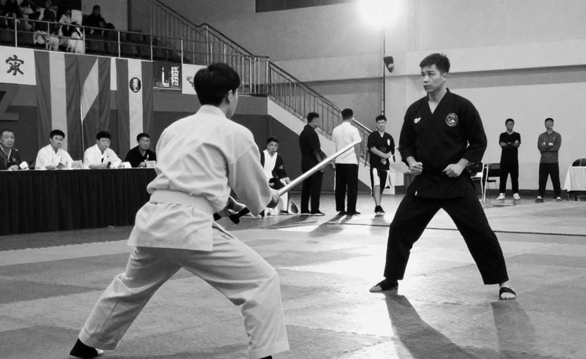 Đai MMA toàn cầu và khoảng trống luật lệ: khi 'hạng trung' của hai tổ chức nặng nhẹ khác nhau