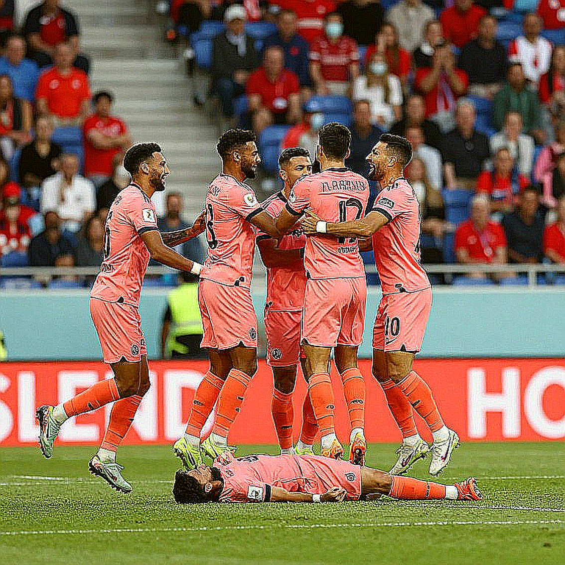 Release Clauses and Wage Bills: The Real Signals of the V.League Transfer Window Release Clauses and Wage Bills: The Real Signals of the V.League Transfer Window