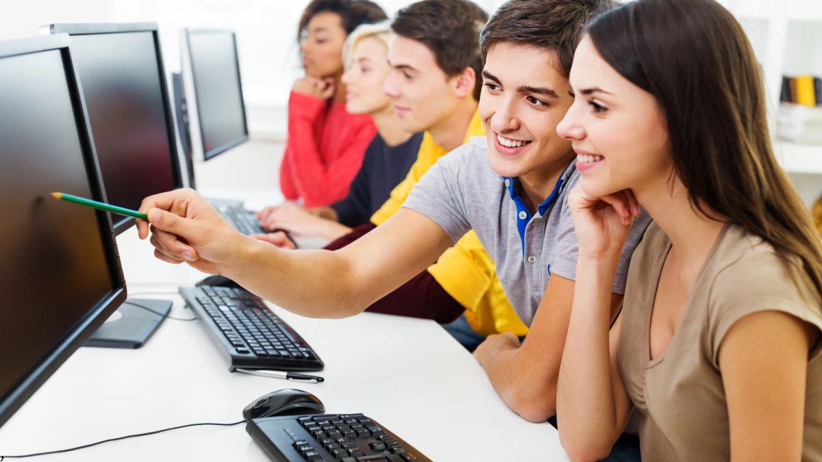 Application Open for Rainbow Internships 2025